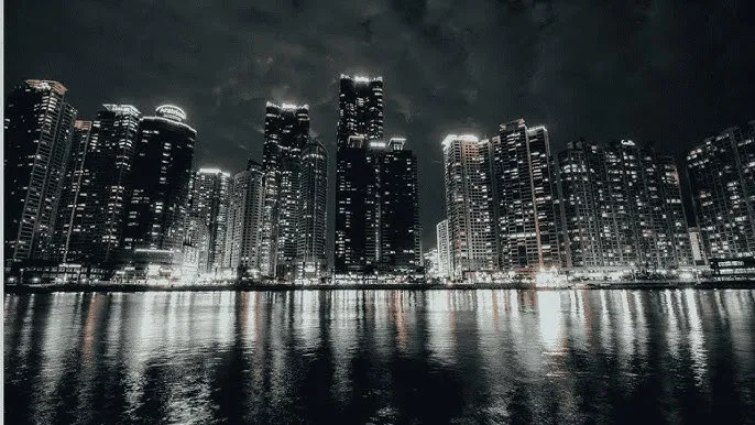 鹰巢之预备警官剧情 - 城市之光：霓虹背后的人间烟火